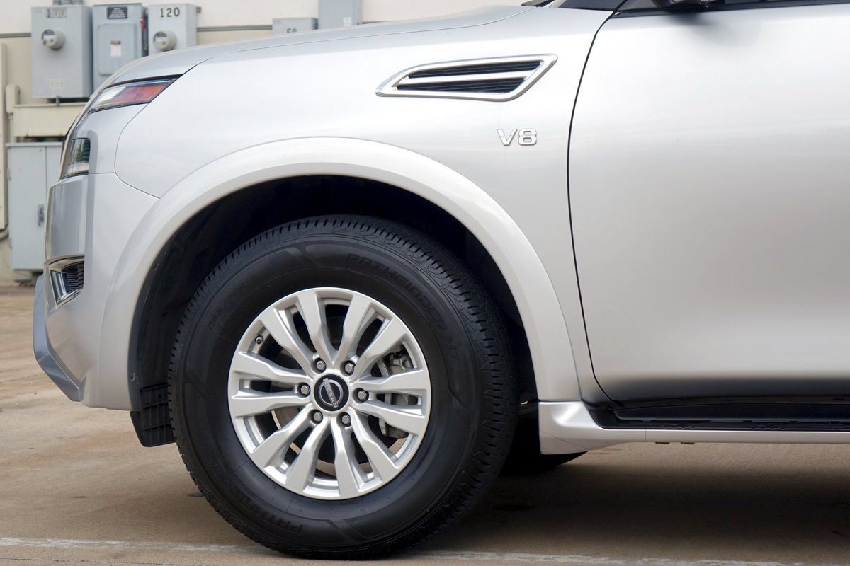 Used 2021 Nissan Armada SV RWD image 23