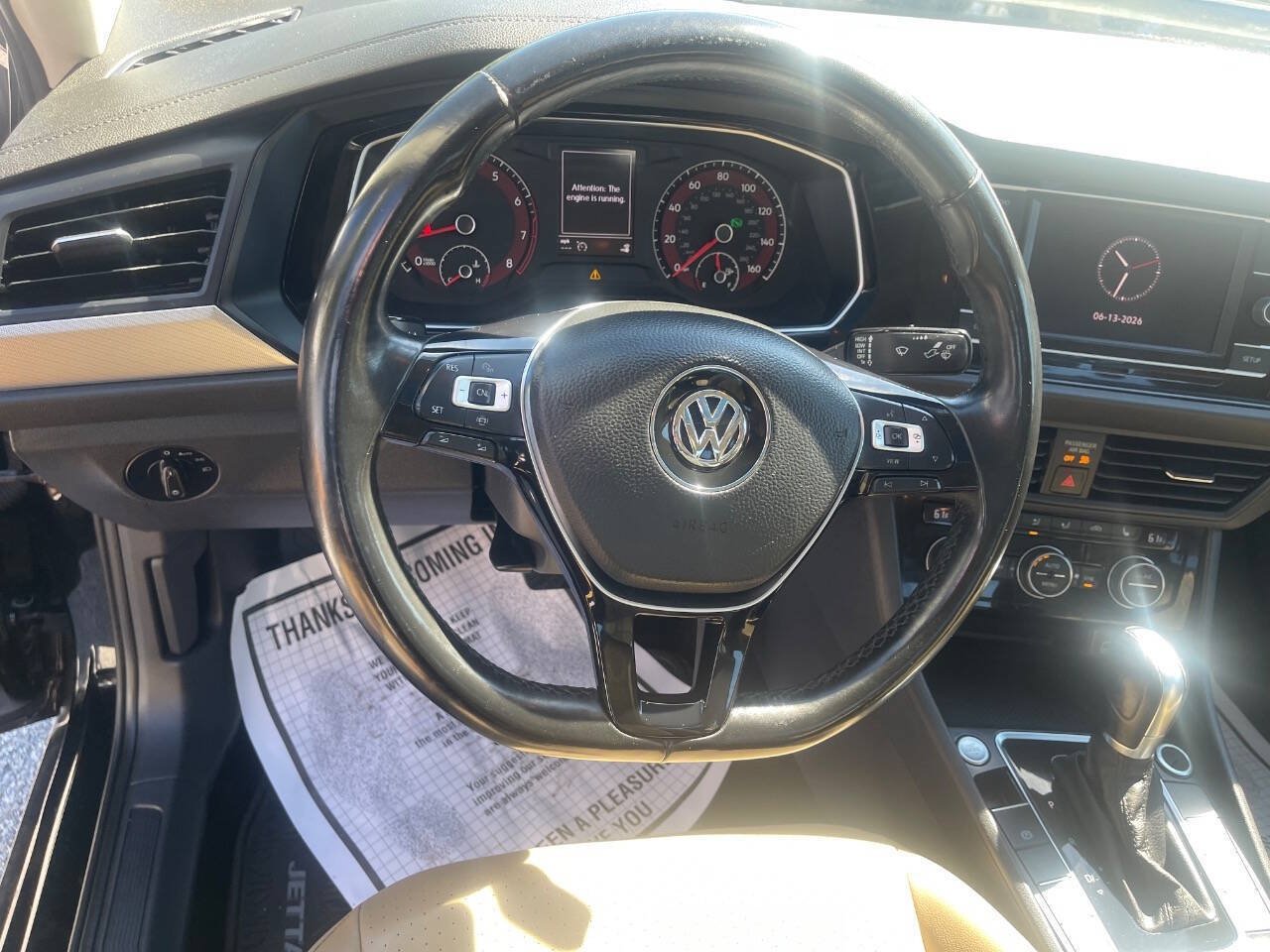 Used 2019 Volkswagen Jetta SE w/ Cold Weather Package FWD image 14