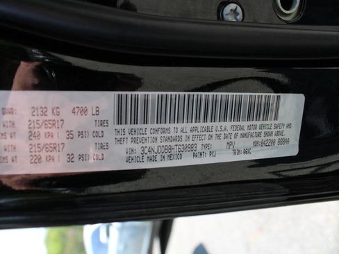 Used 2017 Jeep Compass Trailhawk w/ Navigation Group AWD/4WD image 45