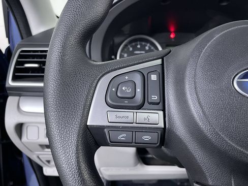 Used 2017 Subaru Forester 2.5i Premium w/ Popular Package #2A AWD/4WD image 26