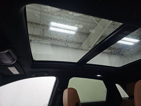 Used 2024 Cadillac XT5 Premium Luxury image 7