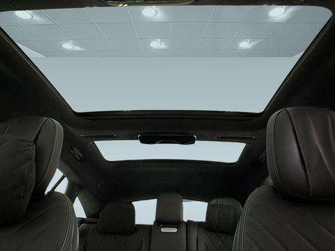 Certified 2023 Mercedes-Benz EQS AMG 4MATIC image 13