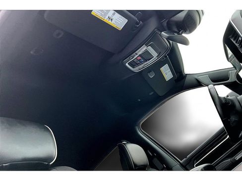 Certified 2024 RAM 1500 Laramie image 19