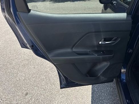 Certified 2025 Nissan Kicks SV FWD image 15