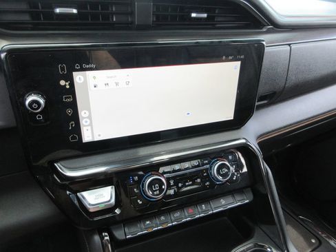 Certified 2022 GMC Sierra 1500 AT4 w/ AT4 Preferred Package AWD/4WD image 34