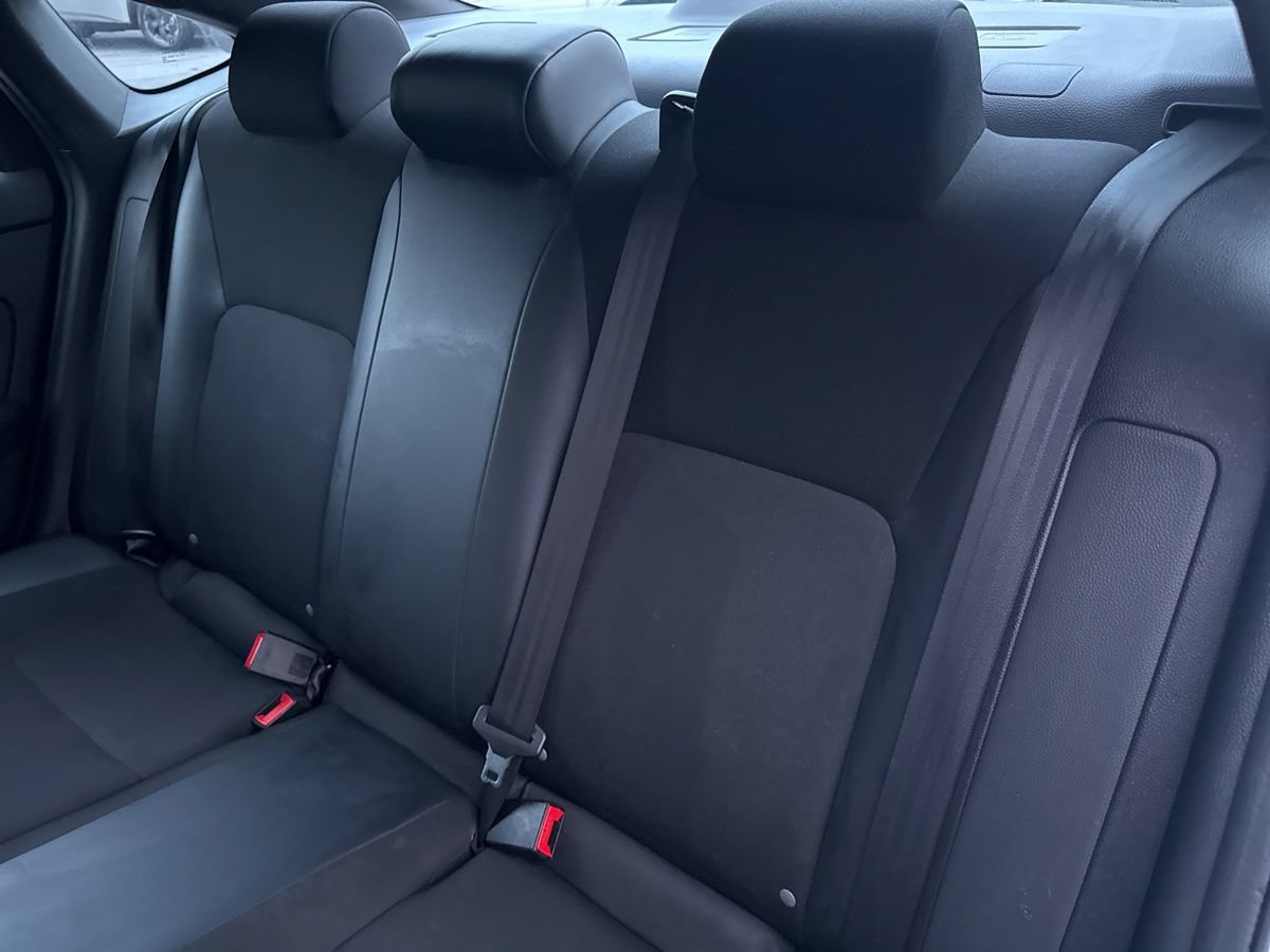 Used 2023 Honda Civic Sport image 30