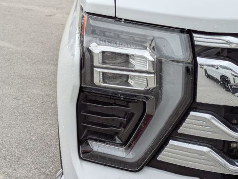 Certified 2024 Chevrolet Silverado 3500 High Country w/ Technology Package image 10