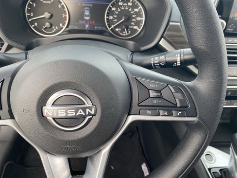 New 2025 Nissan Altima 2.5 SV image 26