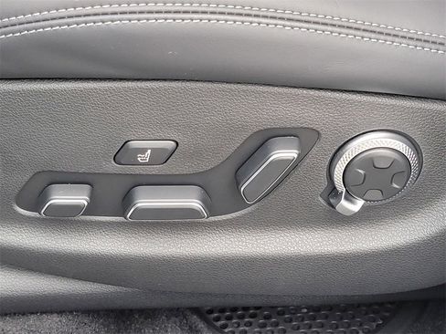 New 2025 Genesis GV70 3.5T Sport w/ Sport Advanced Package image 36