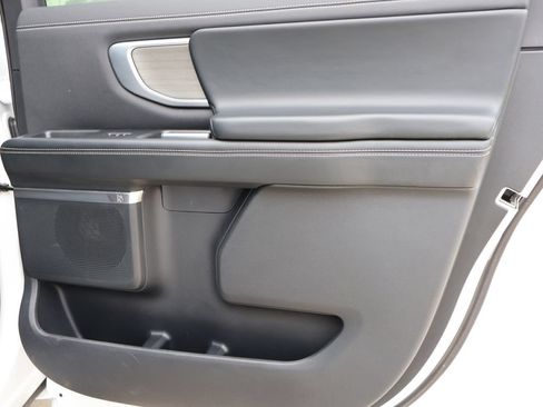 Certified 2025 Ford Expedition Max Platinum AWD/4WD image 12