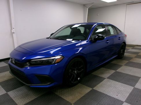 Used 2024 Honda Civic Sport image 1