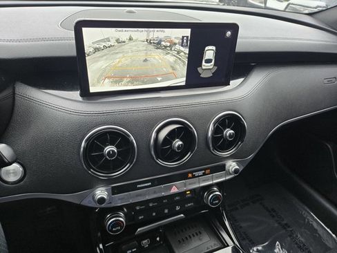 Used 2022 Kia Stinger GT-Line image 10