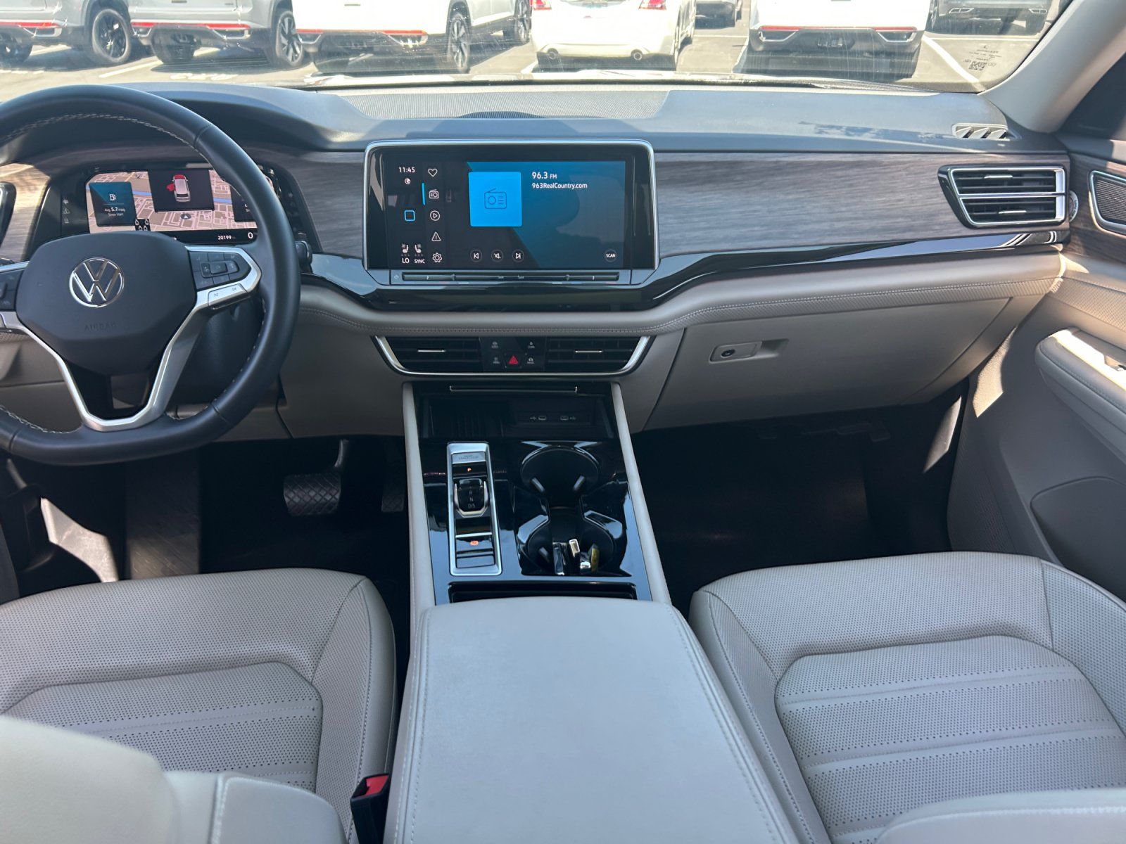 Certified 2025 Volkswagen Atlas SEL AWD/4WD image 20