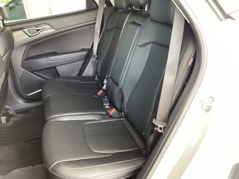 Used 2026 Kia Sportage EX w/ EX Panorama Roof Package FWD image 14