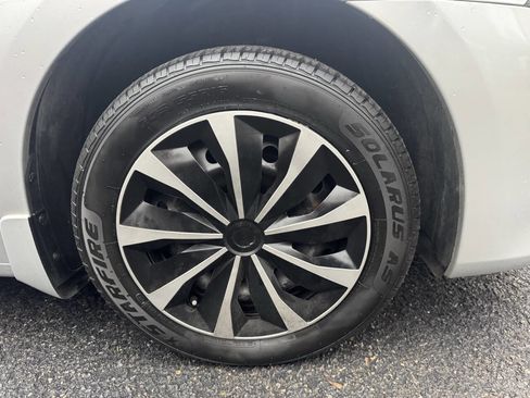 Used 2015 Nissan Sentra SV image 10