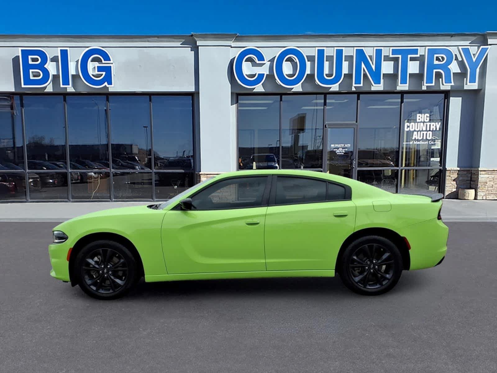 Used 2023 Dodge Charger SXT w/ Blacktop Package AWD/4WD image 8