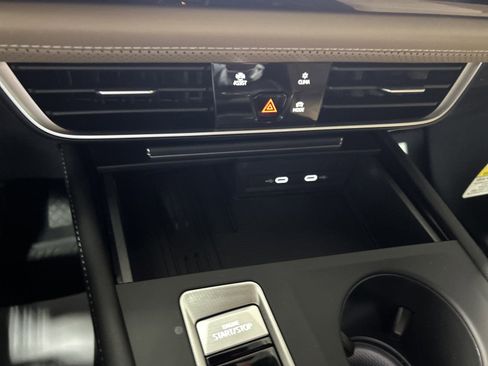 New 2025 Volkswagen Atlas Cross Sport SE image 20