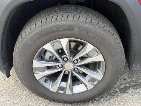 Certified 2025 Chevrolet Equinox LT w/ Safety and Technology Package AWD/4WD image 29