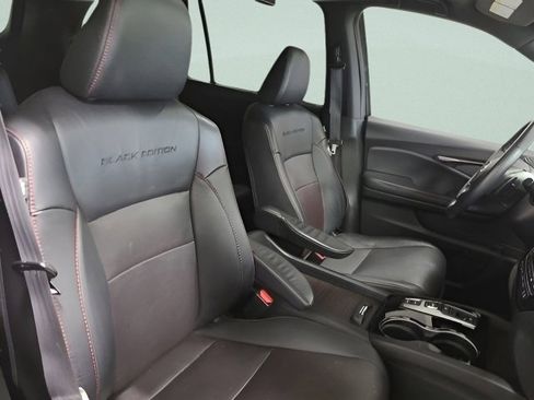 Used 2022 Honda Pilot Black Edition image 14
