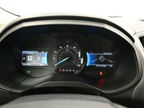 Used 2022 Ford Edge SEL AWD/4WD image 14