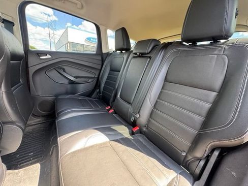 Used 2018 Ford Escape SEL AWD/4WD image 9