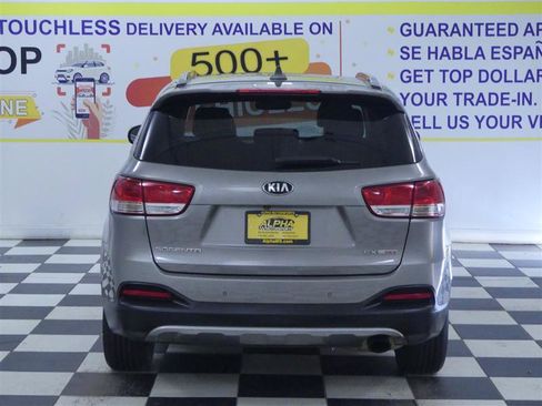 Used 2018 Kia Sorento EX w/ EX Advanced Touring Package AWD/4WD image 6