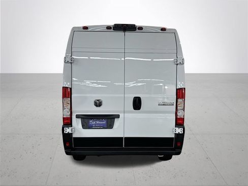 New 2026 RAM ProMaster 2500 w/ Premium Convenience Group FWD image 7