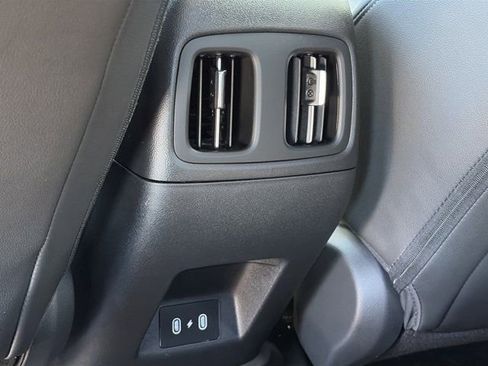 Used 2025 Hyundai Santa Cruz SEL image 14