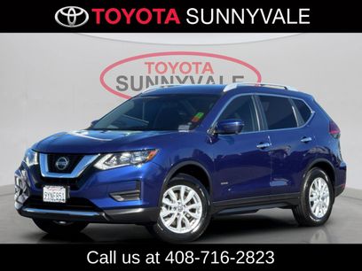Used 2018 Nissan Rogue SV w/ Premium Package