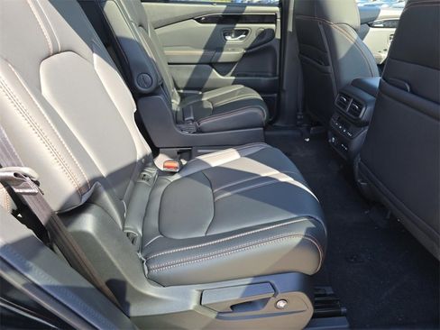 New 2025 Honda Pilot TrailSport image 24