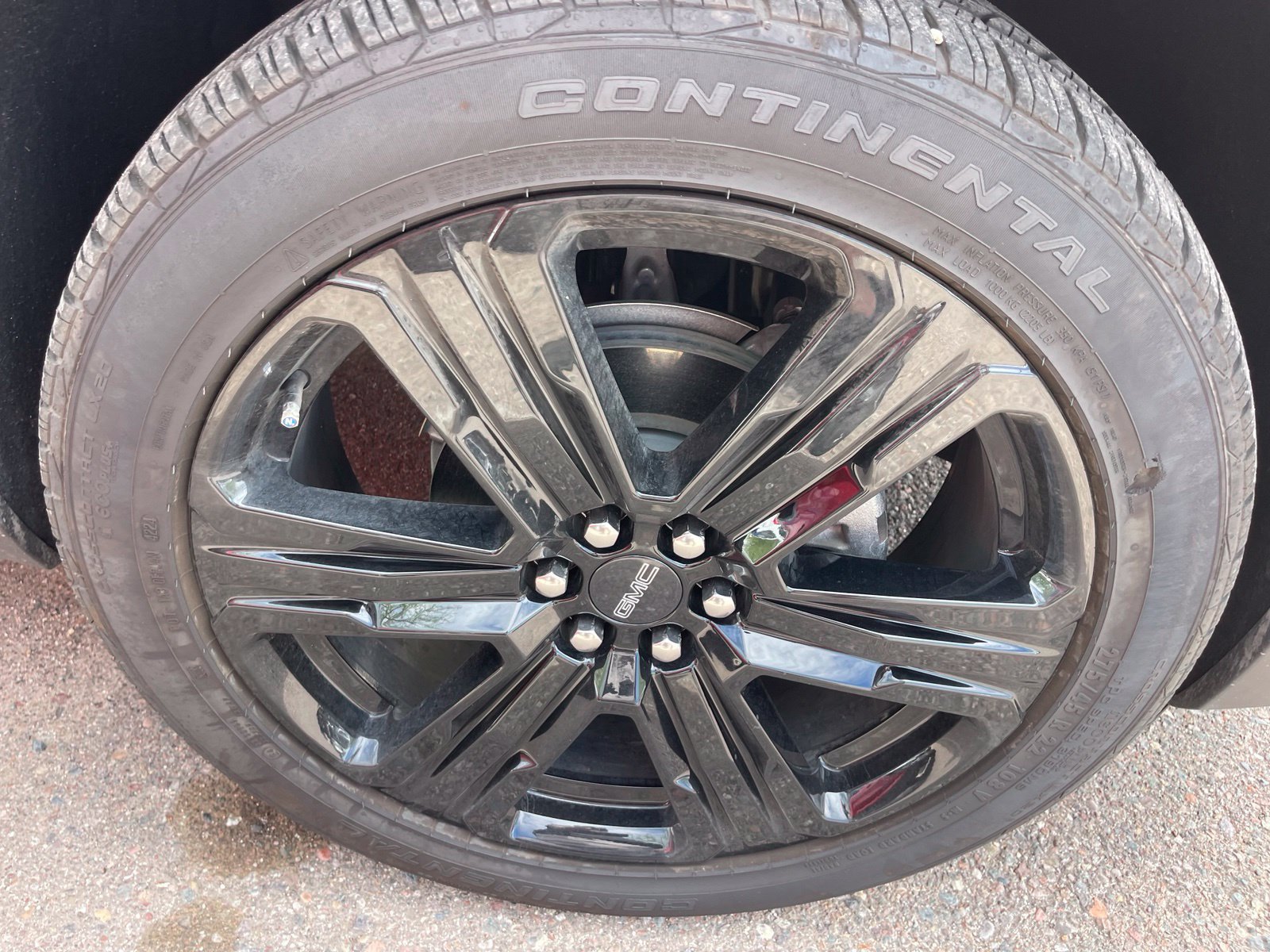 Used 2025 GMC Acadia Elevation w/ Black Edition FWD image 4