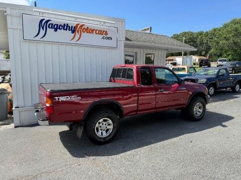 Used 1999 Toyota Tacoma 4x4 Xtracab V6 image 3