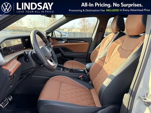 New 2026 Volkswagen Tiguan SEL R-Line AWD/4WD image 9