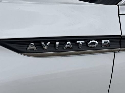 Used 2022 Lincoln Aviator Reserve w/ Equipment Group 201A RWD image 33