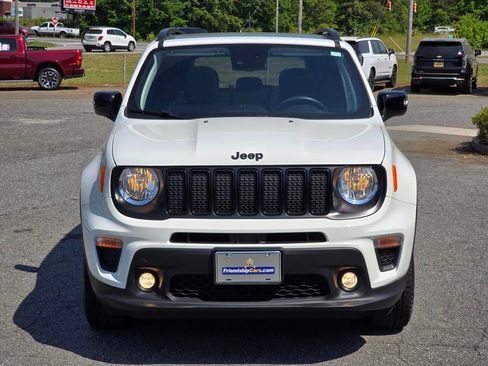 Used 2023 Jeep Renegade Altitude w/ Sun/Sound Group AWD/4WD image 22