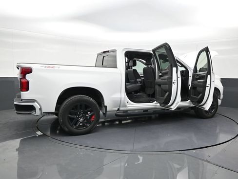 Used 2024 Chevrolet Silverado 1500 RST w/ Redline Edition AWD/4WD image 28