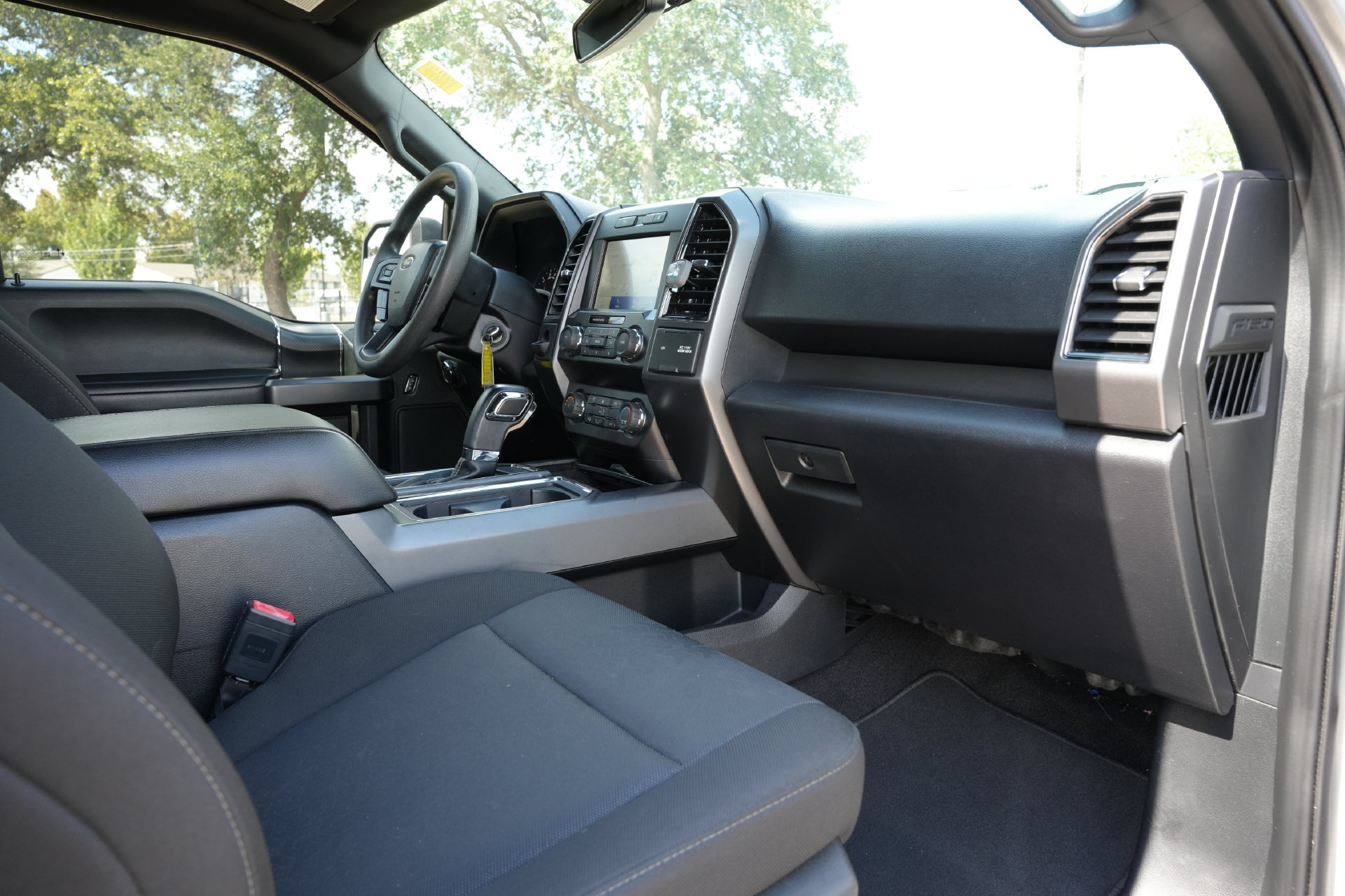 Used 2020 Ford F150 XLT w/ Equipment Group 301A Mid RWD image 24