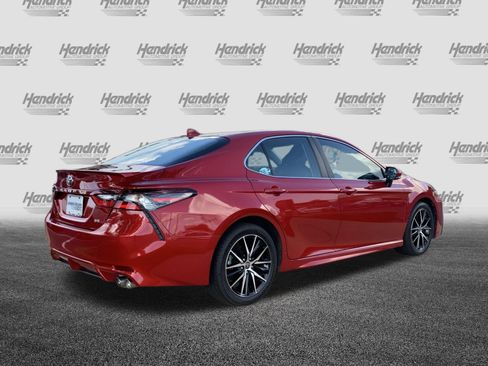 Used 2023 Toyota Camry SE w/ Convenience Package FWD image 10
