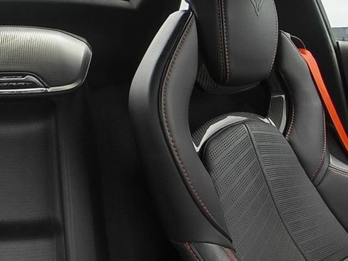 Used 2021 Chevrolet Corvette Stingray Premium Conv w/ Battery Protection Package RWD image 25