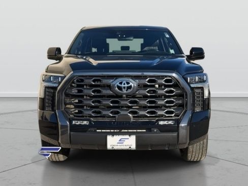 Used 2022 Toyota Tundra Platinum image 2
