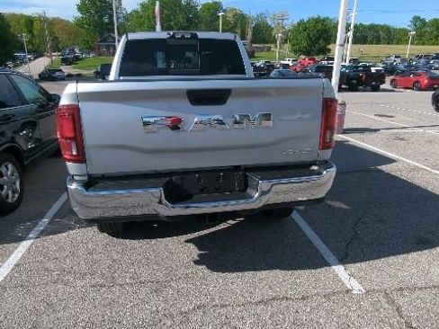 Used 2026 RAM 2500 Tradesman AWD/4WD image 15