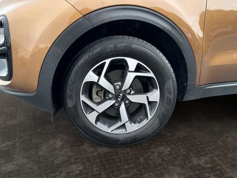 Used 2020 Kia Sportage LX AWD/4WD image 10