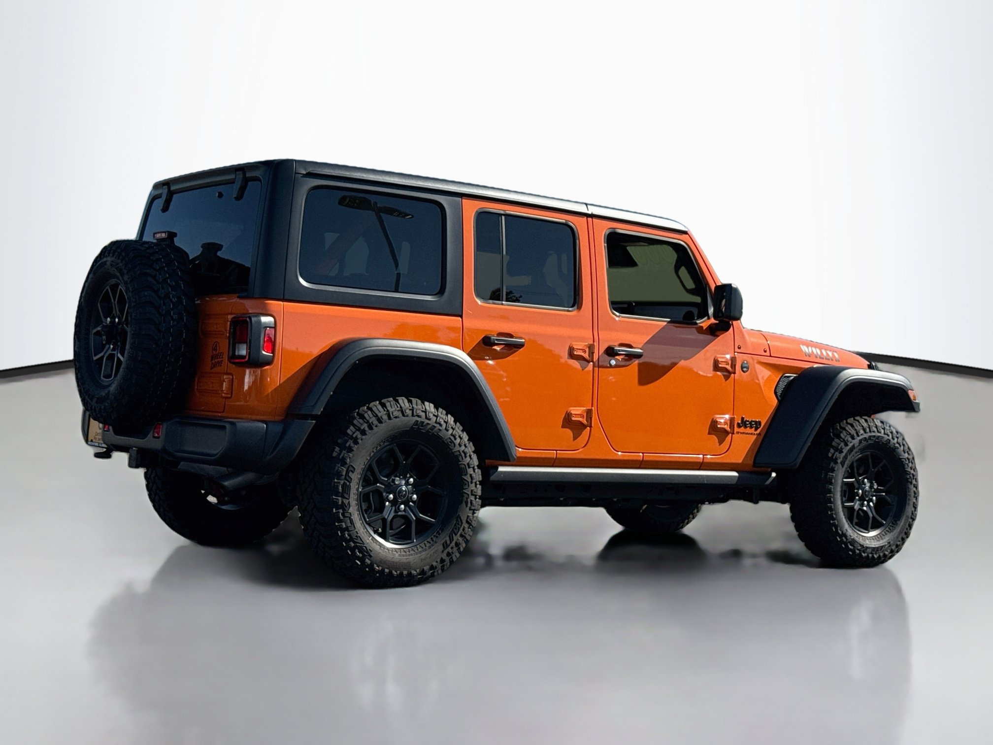 Used 2025 Jeep Wrangler Unlimited Sport AWD/4WD image 7