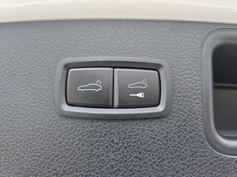 Used 2021 Porsche Macan S image 13