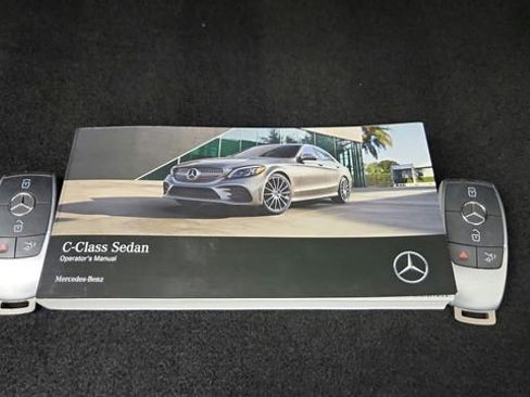 Used 2020 Mercedes-Benz C 300 4MATIC Sedan image 70