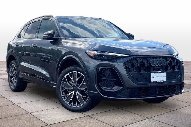 New 2026 Audi Q5 Premium Plus AWD/4WD image 2