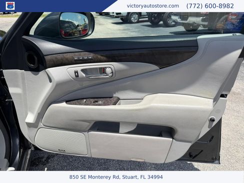 Used 2011 Lexus LS 460 AWD w/ Comfort Pkg image 47