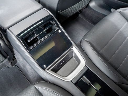 Certified 2024 Porsche Panamera 4 AWD/4WD image 40