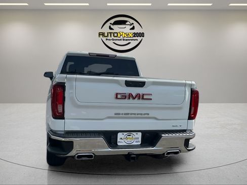 Used 2022 GMC Sierra 1500 SLT w/ X31 Off-Road Package AWD/4WD image 6