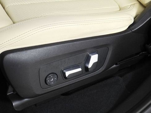 Used 2023 BMW X3 sDrive30i w/ Convenience Package RWD image 23